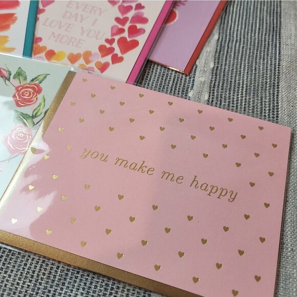 NEW- Bundle Of 12 Valentine's Greeting Cards - Picture 3 of 7